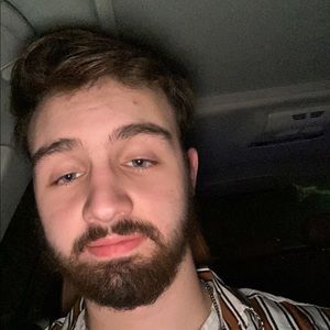 Meet your Posher, Zachary